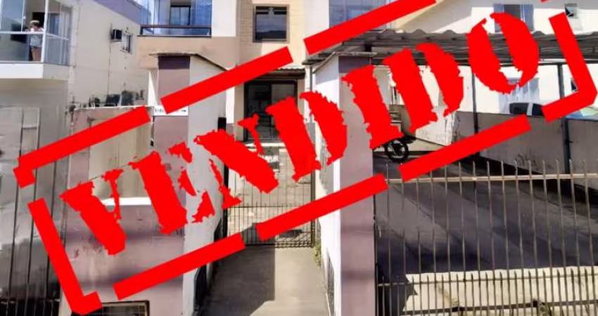 Apartamento com 2 quartos à venda na Altino Martins, 21, São Sebastião, Palhoça
