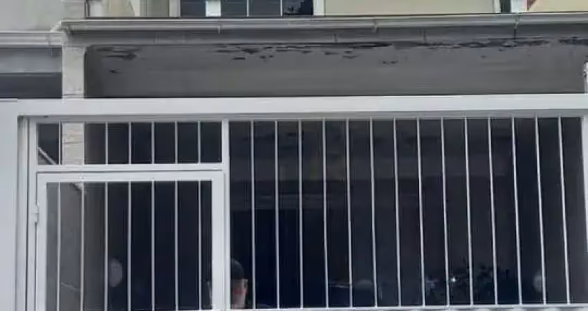 Casa com 2 quartos à venda na Rua Armando Martins Schnorrenberger, 98, Forquilhas, São José