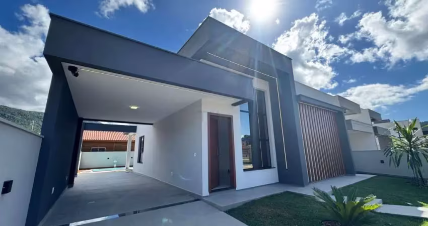 Casa com 3 quartos à venda na Rua Zenaide Santos de Souza, 234, Forquilhas, São José