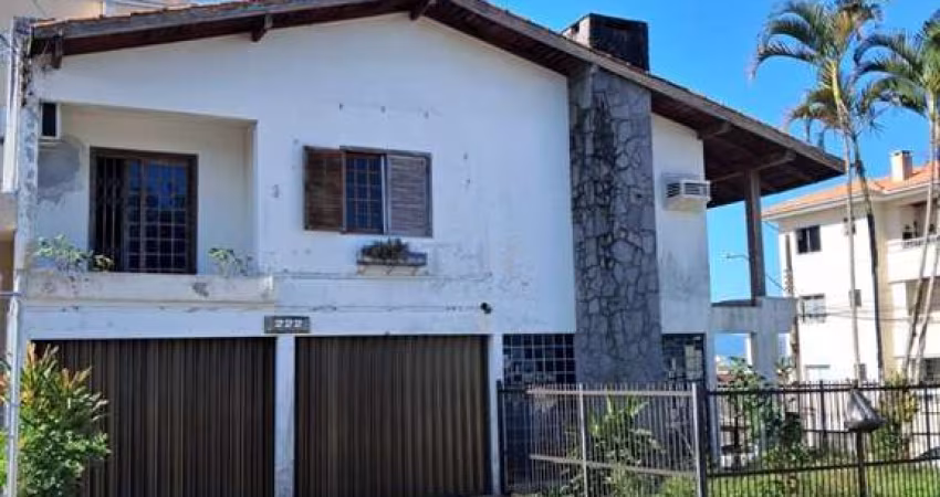 Casa com 5 quartos à venda na Geraldina, 87, Ipiranga, São José