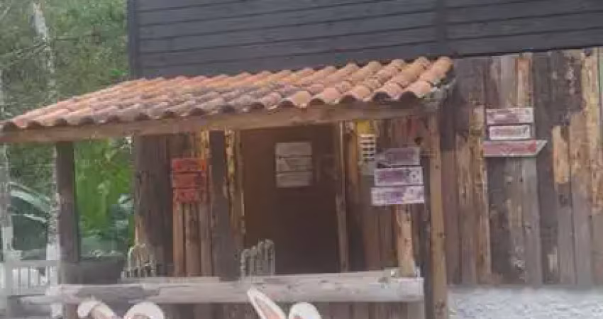Chácara / sítio com 3 quartos à venda na Rua Ernesto Albino, 5410, São Sebastião, Palhoça
