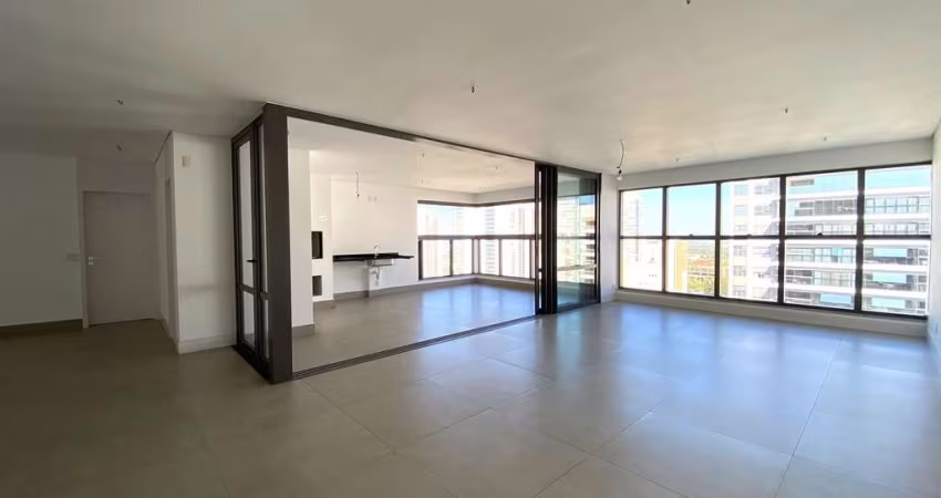 EPIC -  R$ 2.400.000 - Apartamento à venda, 3 suítes e 3 vagas, 207 m², Analisa Permuta, Gleba Palh