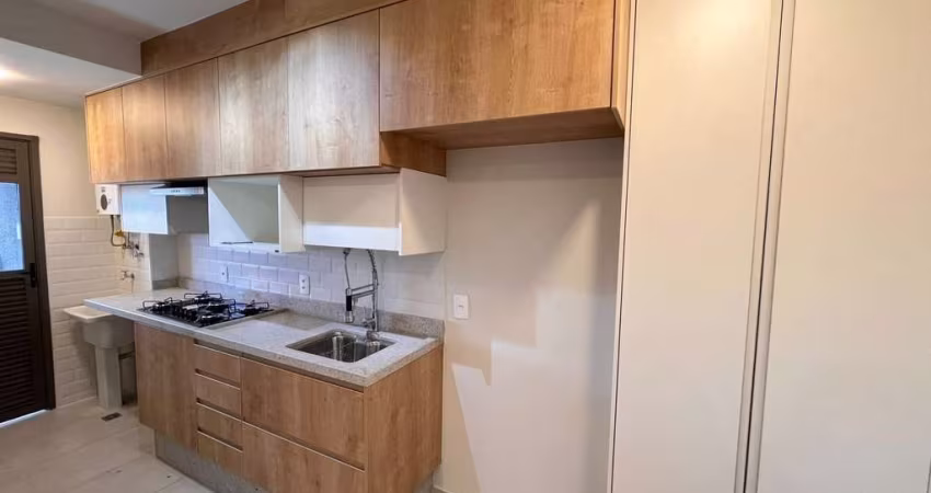 CARMEL - Apartamento para locação com 2 quartos, sendo sala estendida (1suite), por R$2.650,00 - Gl