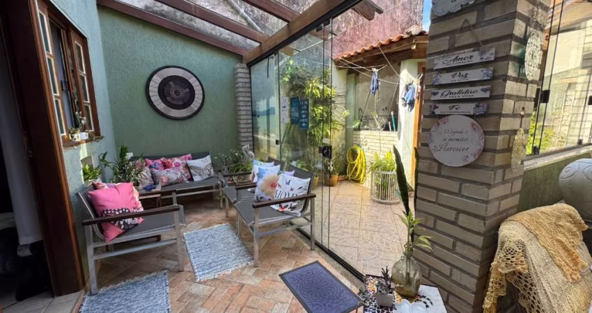 Ótima Casa  Piscina com 6 Domrotório 3 suites