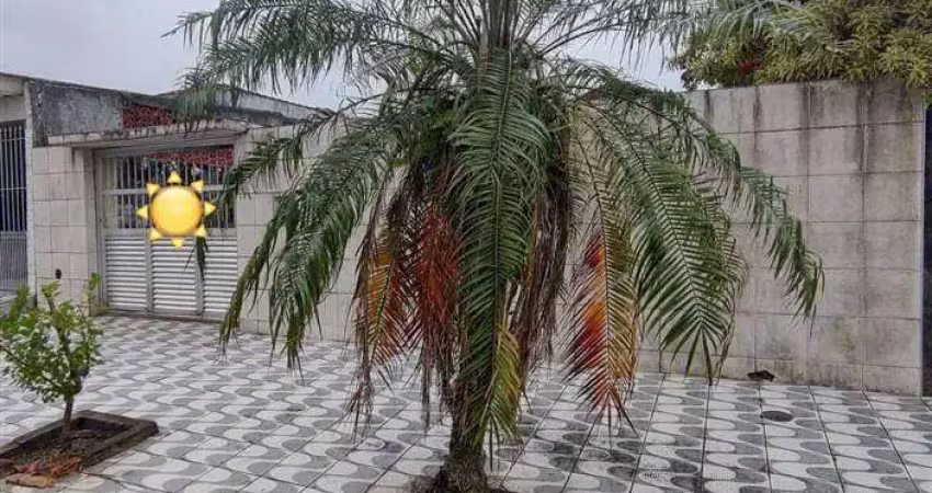 Casa térrea – 2 dormitórios em praia grande – balneário maracanã
 apenas 450 metros da praia | garagem para 2 carros
 ref.: jad11097

 r$ 600.000,00 – aceita financiamento bancário