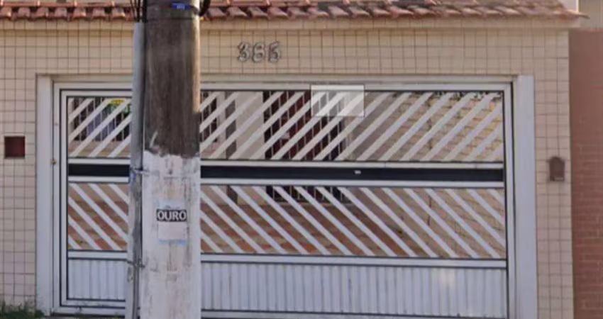 Seu novo lar te espera em praia grande/ocian !
 casa espaçosa, bem localizada e com tudo que sua família merece!