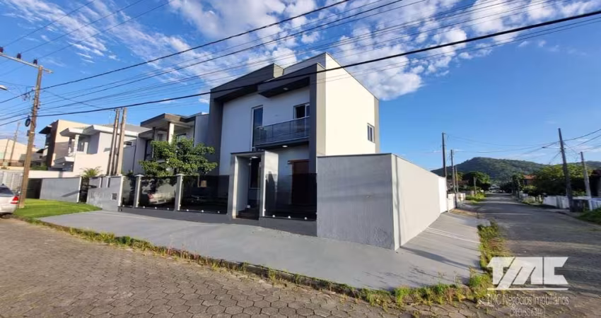 Casa Alto Padrão em Itaguaçú, São Francisco do Sul/SC
