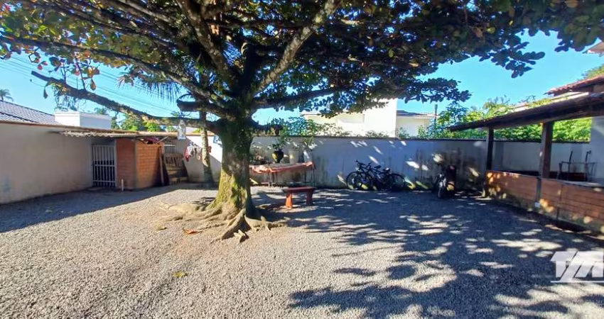 Casa Alvenaria em Ubatuba, São Francisco do Sul/SC