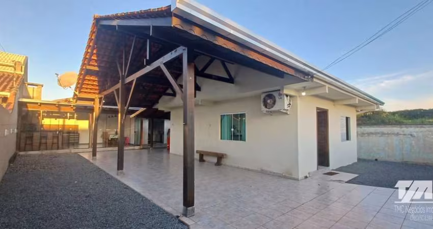 Casa Pronta para Morar com Mobília -  Praia Grande, São Francisco do Sul/SC