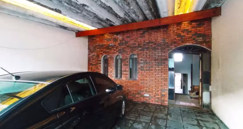 Casa a venda para reforma no bairro Itapegica, próximo ao estádio do Flamengo