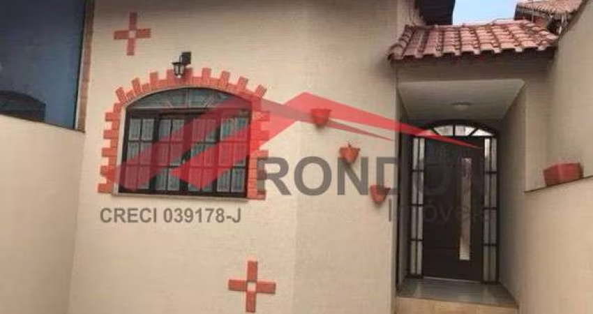 Sobrado à venda no bairro Parque Renato Maia - 3 dormitórios - 1 suíte - 2 banheiros - área gourmet com churrasqueira - 2 vagas.