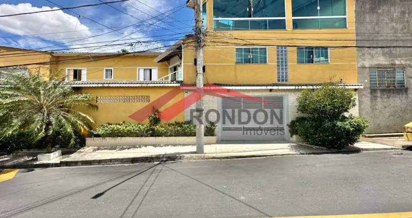 Sobrado à venda no Vila Barros - 385,00 de área construída - 4 dormitórios - 2 suítes - 1 banheiro social - 1 lavabo - 6 vagas de garagem.