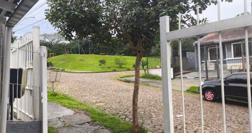 Casa com 2 quartos à venda na Rua Pedro Faria, 800, Hípica, Porto Alegre