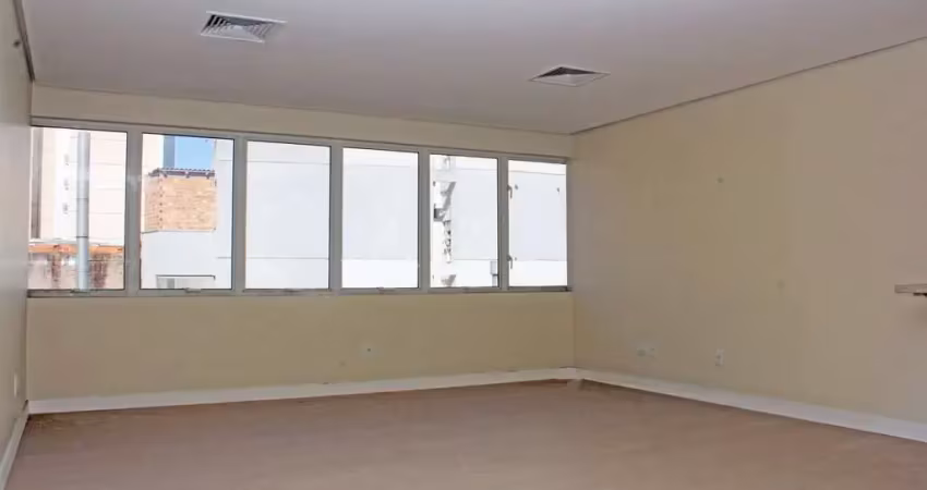 Sala comercial de 31m² - centro histórico - porto alegre/rs