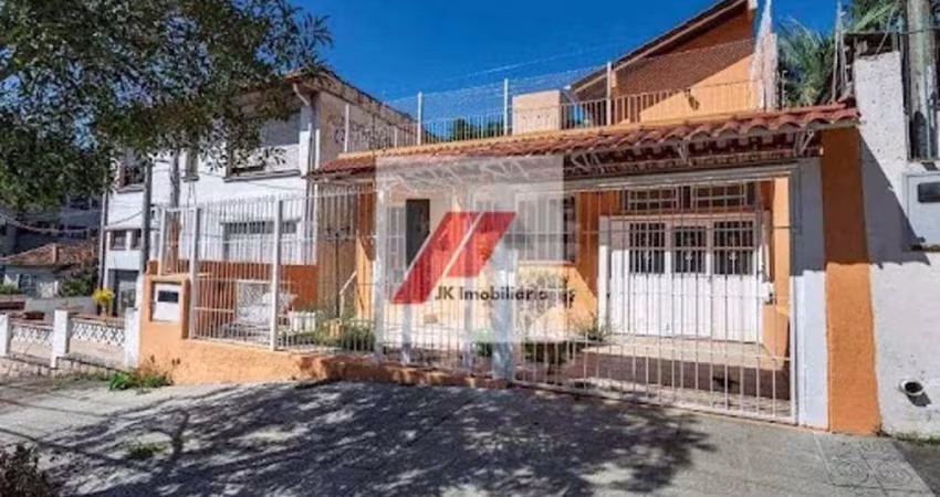 Casa com 5 dormitórios para alugar, 167 m² por R$ 6.400,00/mês - Passo d'Areia - Porto Alegre/RS