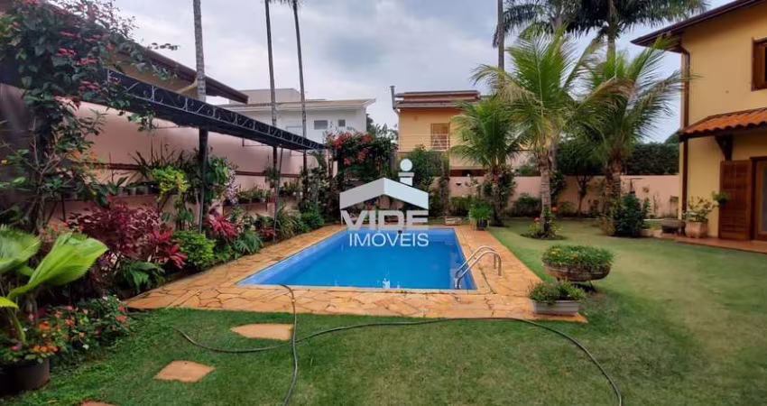 VENDO LINDA CASA EM CAMPINAS , BARÃO GERALDO NO RESIDENCIAL BARÃO DO CAFÉ COM QUATRO DORMITÓRIOS SENDO TRÊS SUÍTES E PISCINA.