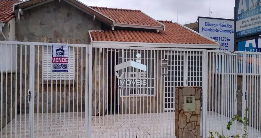 CASA À VENDA EM CAMPINAS, NO CAMBUÍ