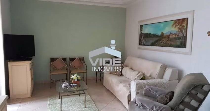 Vendo casa em campinas no bairro parque industrial, com três dormitórios.