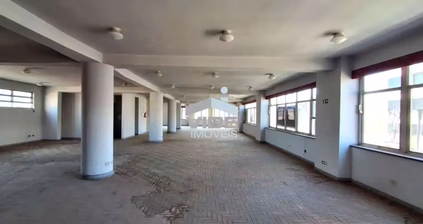 Prédio comercial à venda em campinas-sp, centro - 32 apartamentos; 1 loja, 2 sobrelojas; 32 banheiros, 38 vagas.