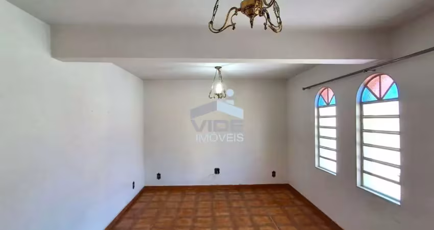 Casa à venda no cambuí em campinas-sp: 1 quarto, 1 suíte, 2 salas, 2 banheiros, 1 vaga de garagem, 95,80m² de área.