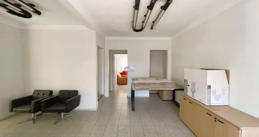 Casa comercial com 6 salas para alugar na Rua Maria Monteiro, 300, Cambuí, Campinas