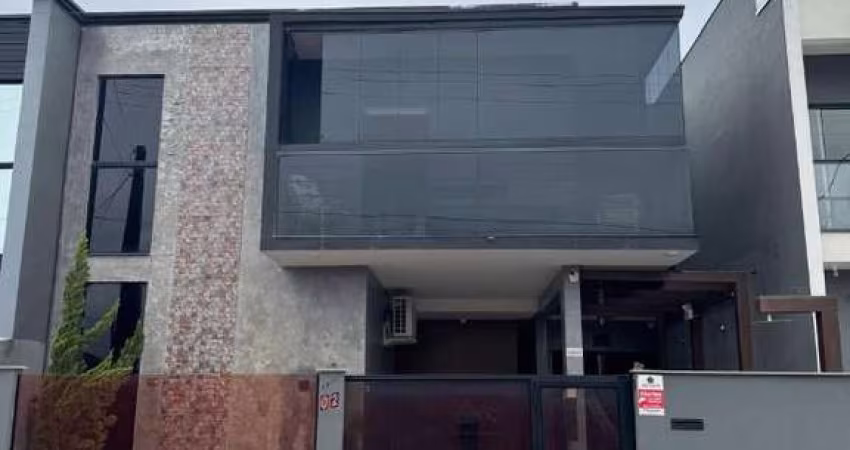 Sobrado Pronto Para Morar, Para Venda, Itacolomi, Balneário Piçarras