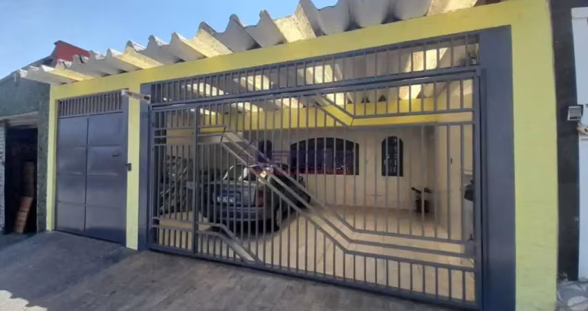 Casa térrea espaçosa na vila medeiros com 03 dorms, sala estar, cozinha, salão de festas, 03 vagas.