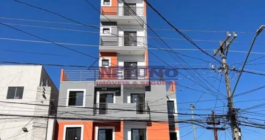 Condomínio no Parque Peruche com 02 dorms, sala de estar, coznha, wc, ( sem vaga), ótima localização