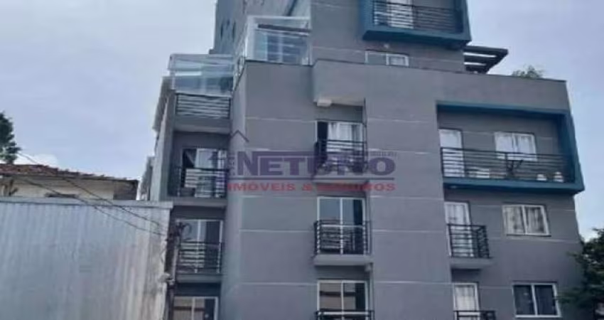 Condomínip próximo ao metrô Santana com, 01 dorm, sala de estar, cozinha, wc, lavanderia, sem vaga.
