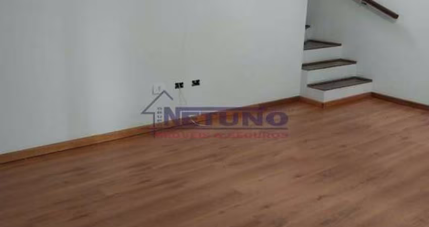 Sobrado na Vila Mazzei com 03 dorms, sala de estar, cozinha, lavanderia, wc, e 02 vagas, ótimo local