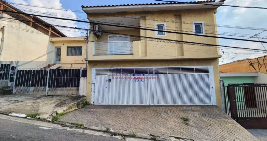 Sobrado 3 quartos e garagem na Vila Medeiros