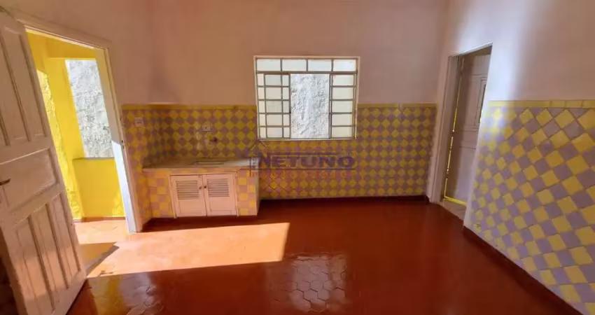 Casa com 2 quartos para alugar na Vila Medeiros, São Paulo 