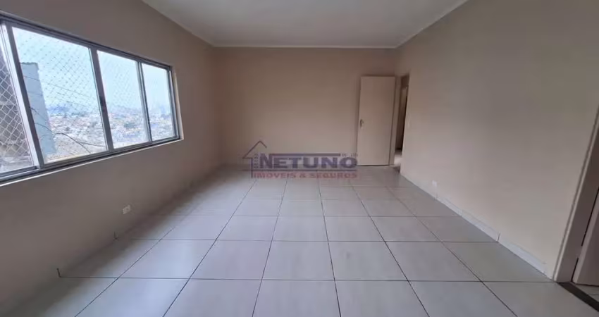 Casa assobradada com ótima localização na vila medeiros com 3 quartos, edícula e quintal espaçoso