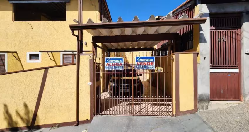 Casa com 3 quartos para alugar na Vila Nivi, São Paulo 
