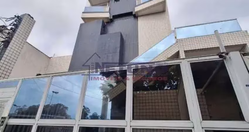 Apartamento localizado na avenida general ataliba leonel, sendo 1 quarto e 2 vagas de garagem