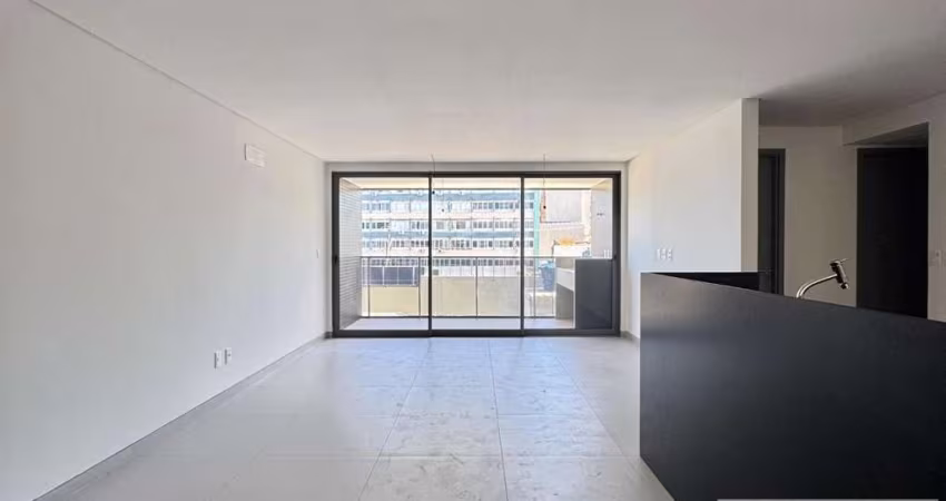 Exclusividade! Apartamento novo com 3 suítes na beira mar do Cabo Branco
