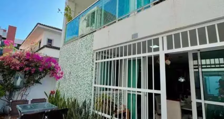 Casa estilo duplex com 2 suítes em Intermares