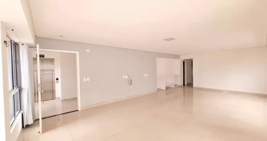 Apartamento com 226 m² e 4 suítes no Miramar