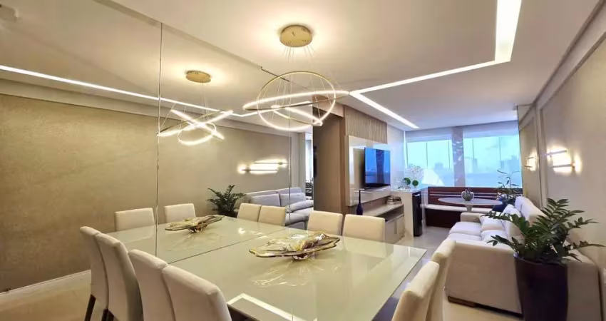 Apartamento com 2 quartos em andar alto com vista para o mar, todo projetado e mobiliado no brisamar