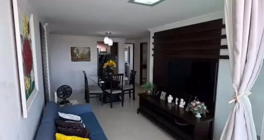 Apartamento com 77 m² e 3 quartos a poucos metros da praia no bessa
