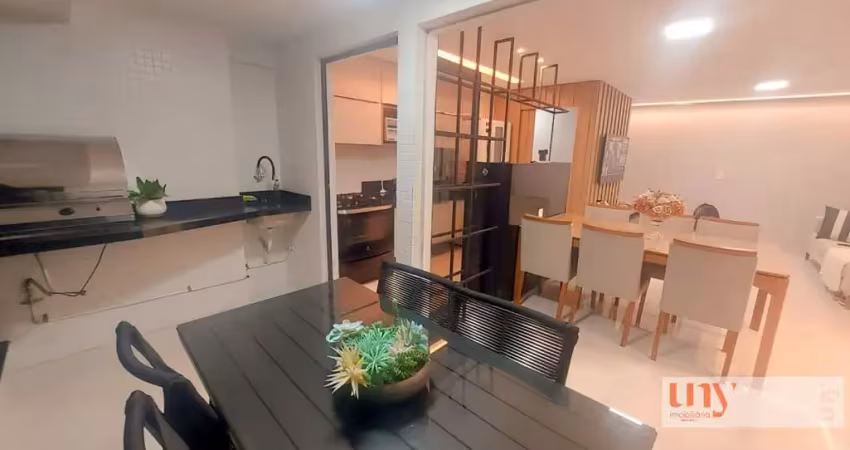 Apartamento todo projetado com 3 quartos próximo a praia no bairro de intermares