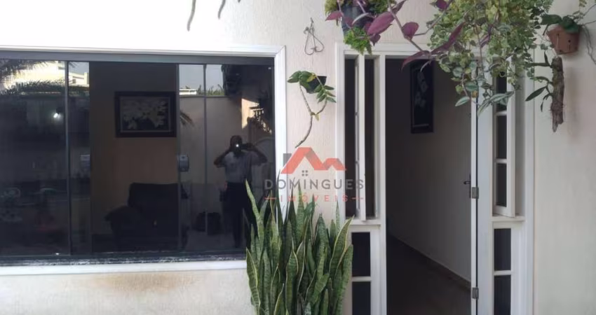 Casa com 3 dormitórios à venda, 180 m² por R$ 504.000,00 - Parque Residencial Jaguari - Americana/SP