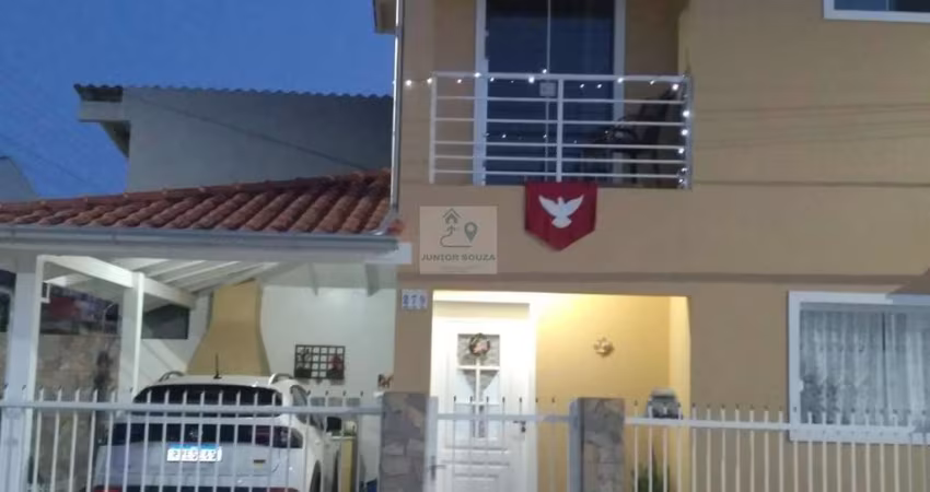 Casa para Venda em Imaruí, Centro, 2 dormitórios, 2 banheiros, 1 vaga