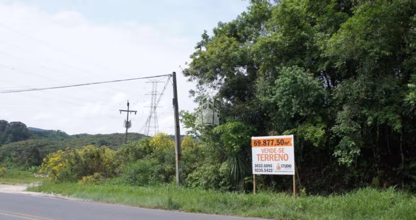 Terreno à venda na Raul Azevedo de Macedo, Bateias, Campo Largo