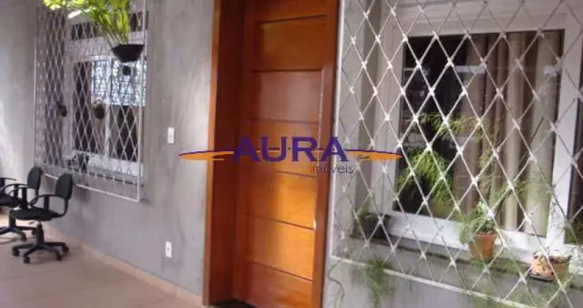 Casa com 4 quartos à venda na Rua Marquês do Lavradio, Alto dos Pinheiros, Belo Horizonte