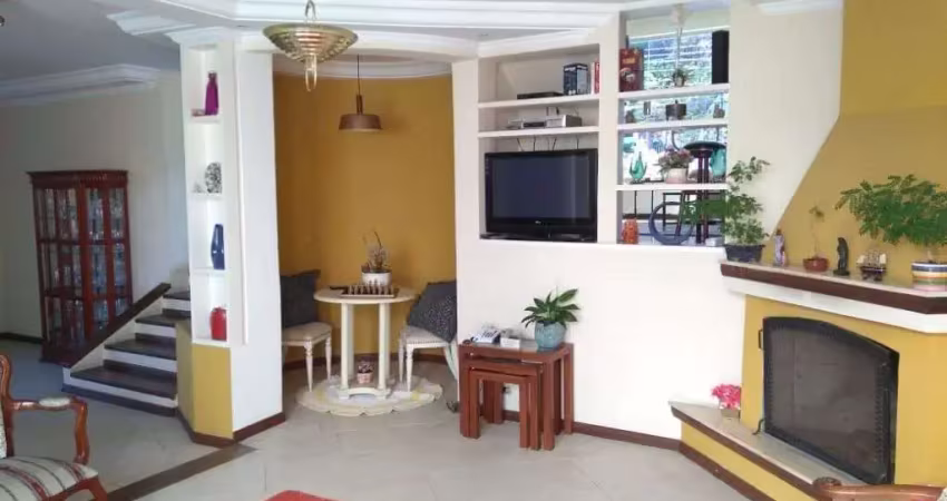 Casa de 5 dormitórios (suites) com piscina e churrasqueira á venda no  jardim frança