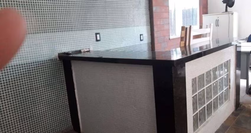 Casa Térrea a venda com 04 vagas de garagem
