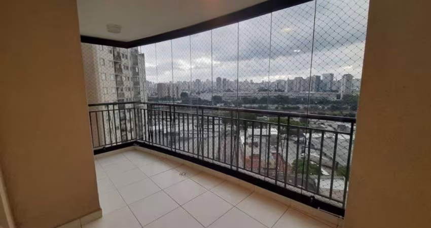 Amplo apartamento a venda.