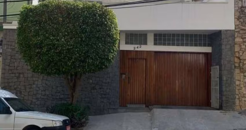 Sobrado à venda em Santana com 3 dormitórios sendo 1 suíte e 3 vagas