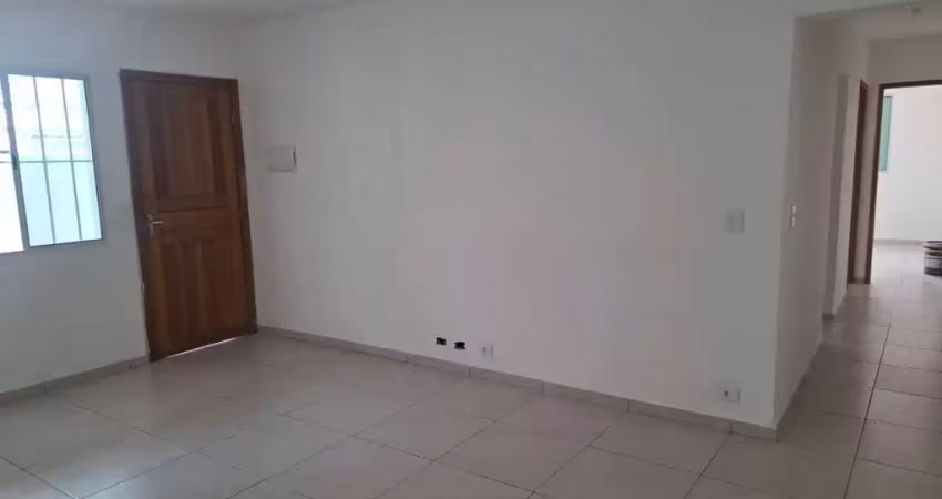 Sobrado na Vila Mazzei com 3 Quartos (Sendo 1 suíte) e 2 vagas